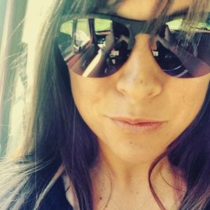 Meet your Posher, Brittney